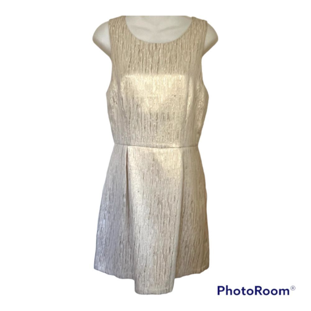ANTHROPOLOGIE SANCTUARY GOLD SHIMMERY DRESS KEYHOLE BACK SIZE SMALL